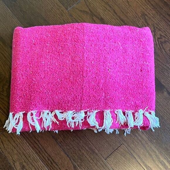 Molina Vintage Fringe Hand Woven Cotton Blended Indian Blanket Pink White 80" X - Picture 1 of 4